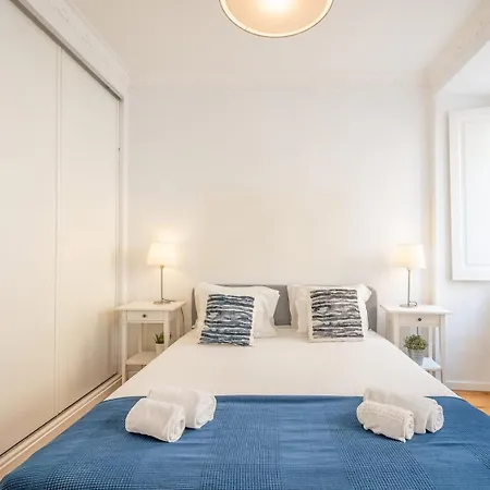 Guestready - Glorious Near Miradouro Da Graca Apartmán *
