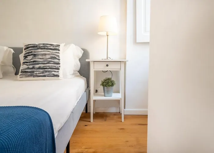 Guestready - Glorious Near Miradouro Da Graca Lissabon