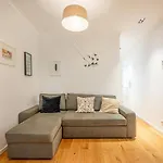 Guestready - Glorious Near Miradouro Da Graca *